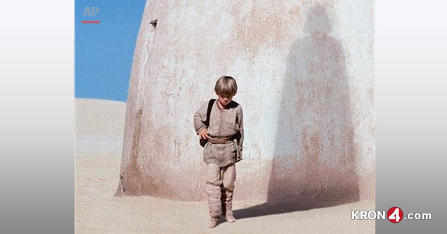 Jake-Lloyd-portrays-Anakin-Skywalker---a-young-Darth-Vader---in-Star-Wars--Episode-I--The-Phantom-Menace_183583