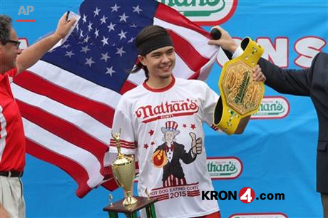 Hot-dog-eating-contest_Matt-Stonie-wins_190611