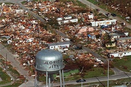 Hurricane Andrew Aug25-1992_Florida City-FL_170993