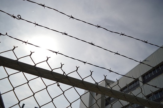 barbed-wire-960248_640_377584