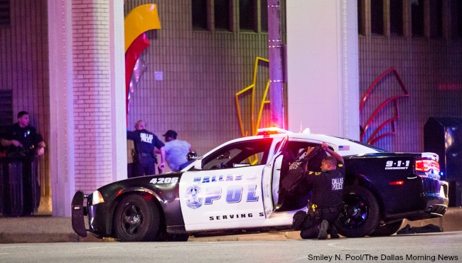 dallas-protest-shooting-070716-ap-b_386192