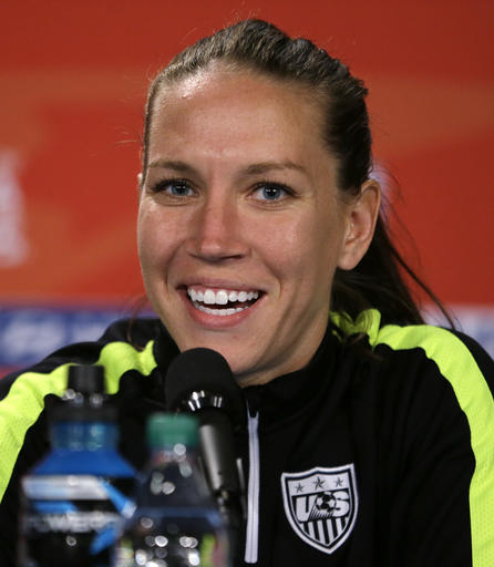 Lauren Holiday_414819