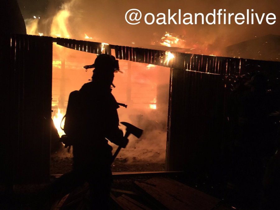 oaklandfire_455723