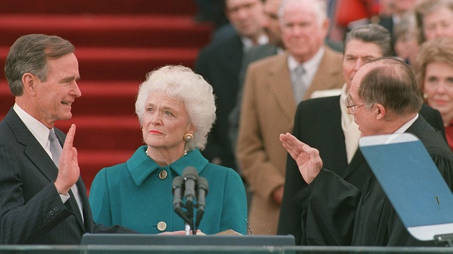 INAUGURATION GEORGE BUSH_473736