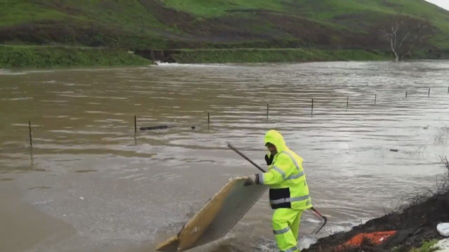 coyote canal flooding_504415