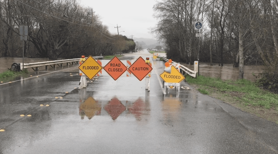 road closed flood generic_496943