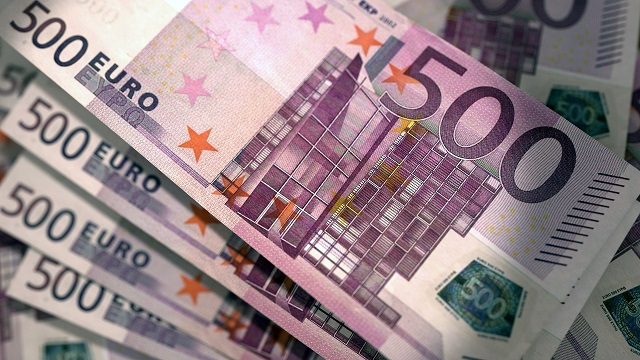 generic-euros-08302016-pdp_688392